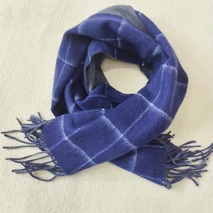 Luxurious Blue Plaid Tassel Scarf for Men & Women - 91% Wool, 9% Cashmere Blend, Vintage Style, Perfect for Fall FWinter